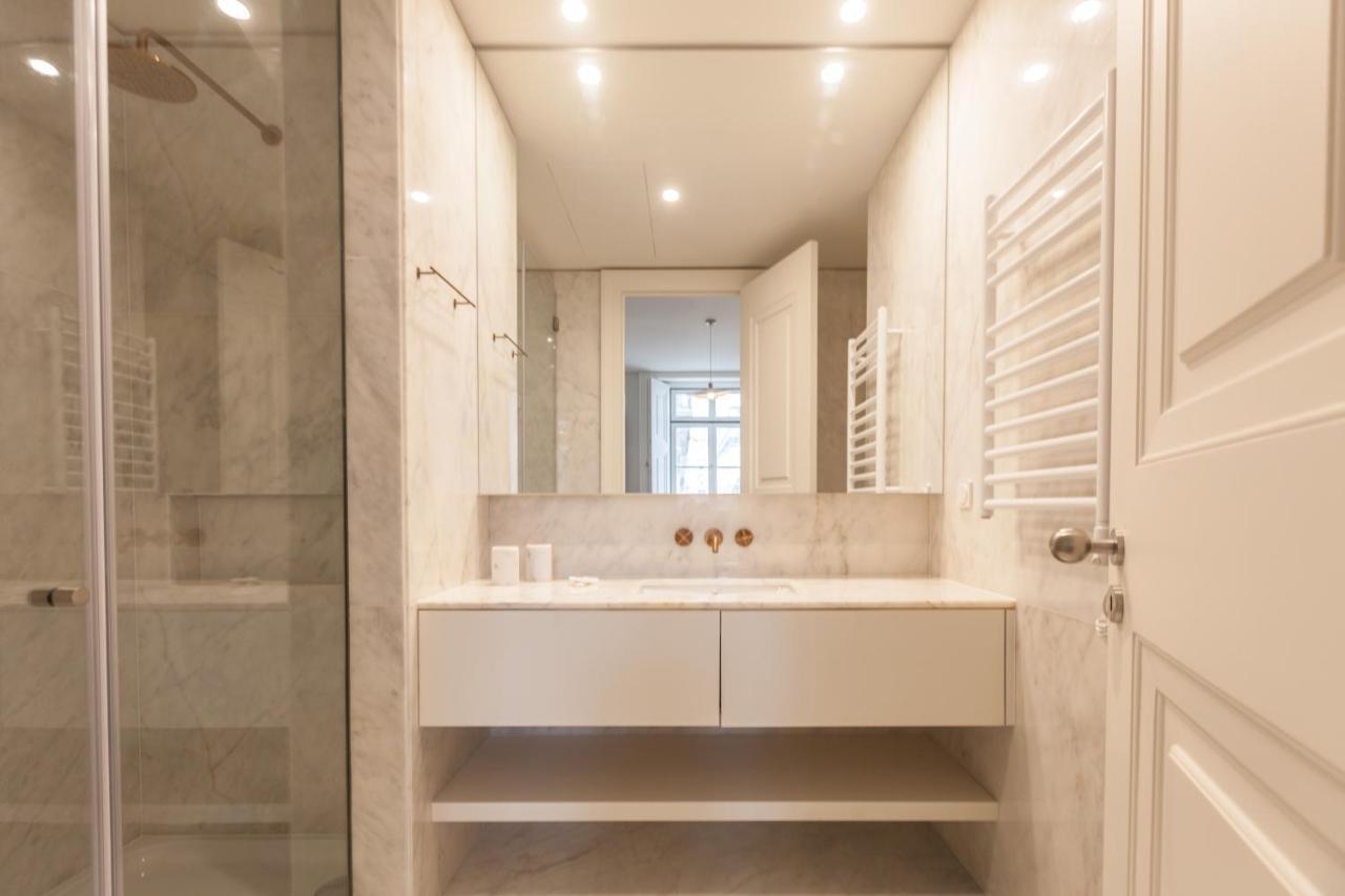 Flh Praca Rossio Contemporary Flat Apartment Lisbon Luaran gambar