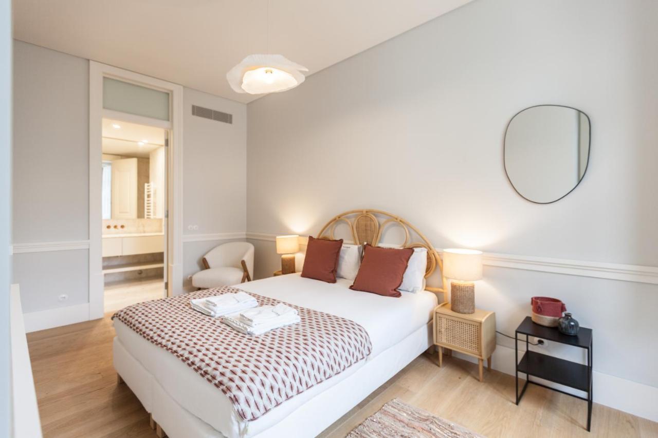 Flh Praca Rossio Contemporary Flat Apartment Lisbon Luaran gambar